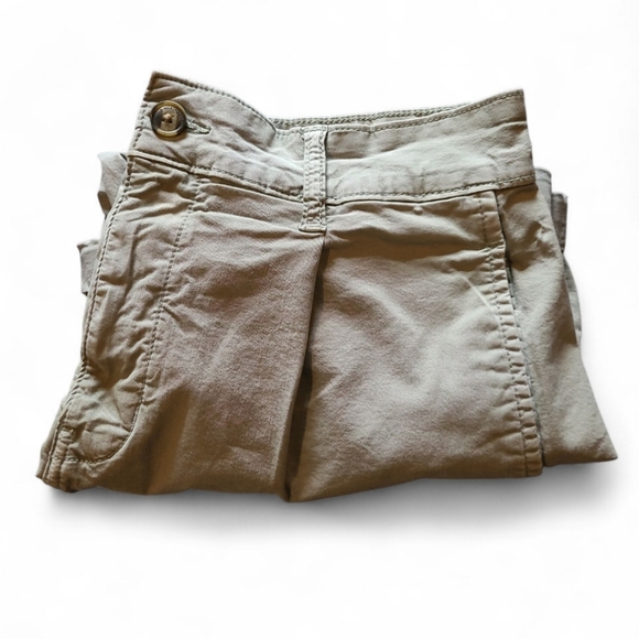 Women's AE Pleated High Rise Olive Green Stretch Shorts Cuffed Size 8 - Picture 13 of 13